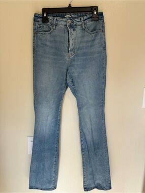 Old Navy Kicker Boot Cut Light Wash Women’s Jeans